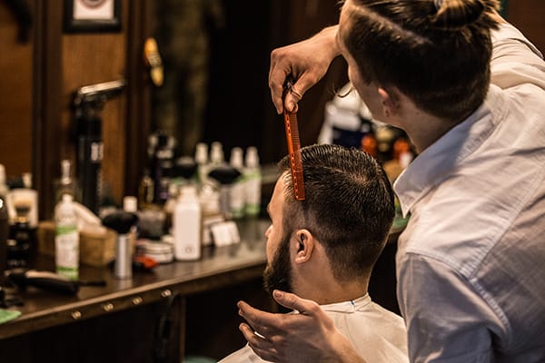 Чоловічі перукарні на Позняках в Києві